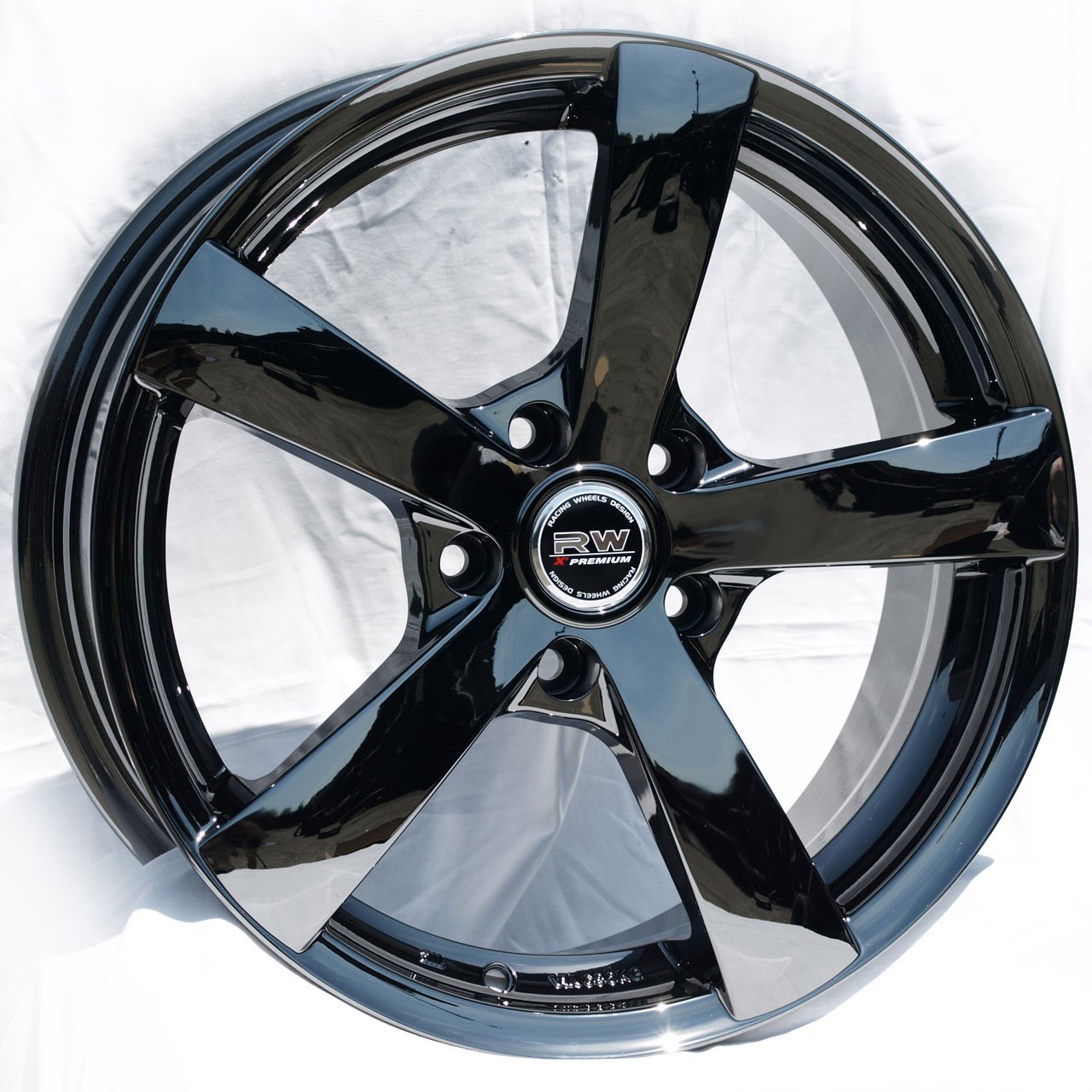 Литые  диски Racing Wheels H-337 17x7,0 PCD5x112 ET40 D73,1 IMP-CB 