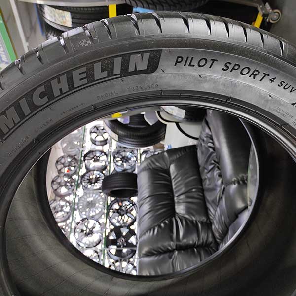 Літні шини Michelin Pilot Sport 4 SUV 255/50 R19 107Y XL 