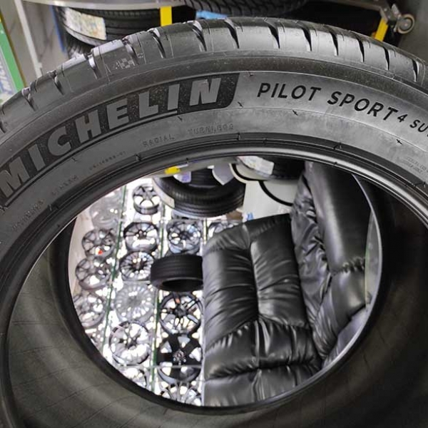 Летние шины Michelin Pilot Sport 4 SUV 255/55 R18 109Y XL 