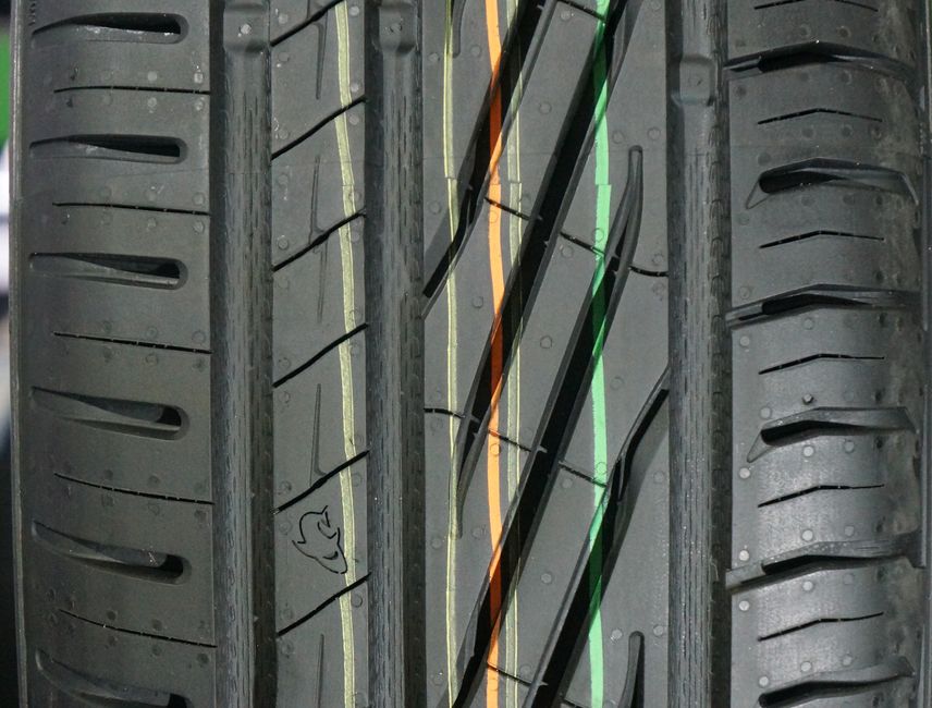 Літні шини UNIROYAL RainSport 5 245/40 R19 98Y XL 