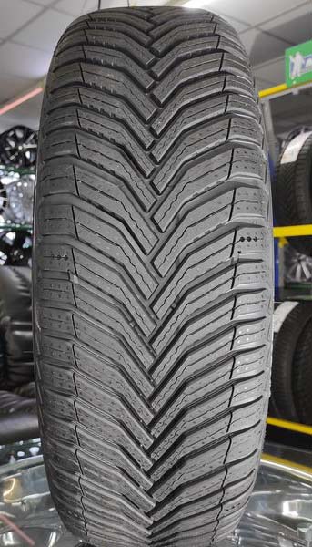 Всесезонные шины Michelin CrossClimate 2 215/65 R16 98H 