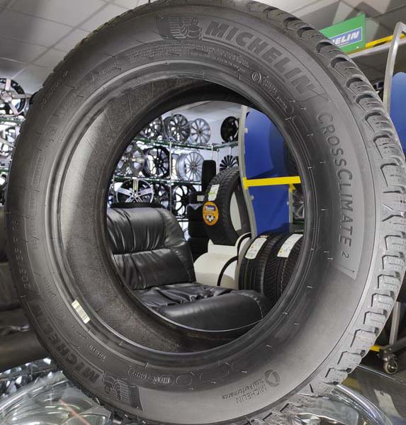 Всесезонные шины Michelin CrossClimate 2 195/60 R15 88H 