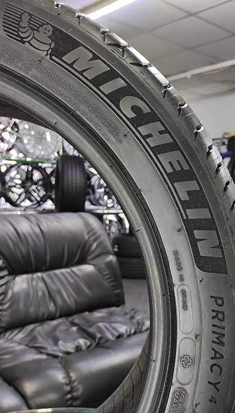 Летние шины Michelin Primacy 4 Plus 235/55 R17 99V XL 
