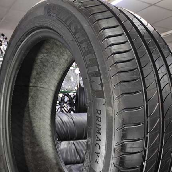 Літні шини Michelin Primacy 4 Plus 245/45 R18 100W XL 