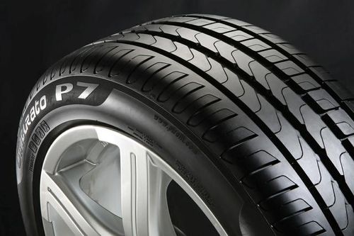 Літні шини Pirelli Cinturato P7 215/55 R17 94V 